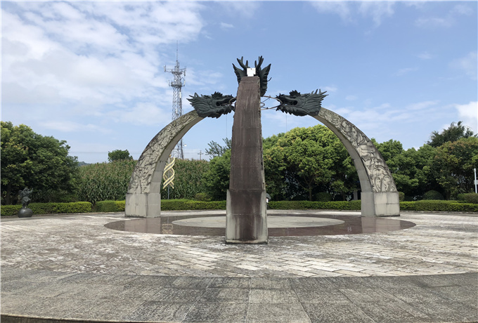 青島會議轎車接送機(jī)服務(wù)—青島會議旅游